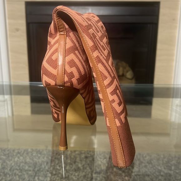 New In Box Leighton Printed Knit Heeled Boots, 9/10 - Picture 7 of 9